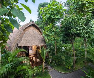 Alam Nusa Bungalow Huts & Spa Lembongan Island Indonesia