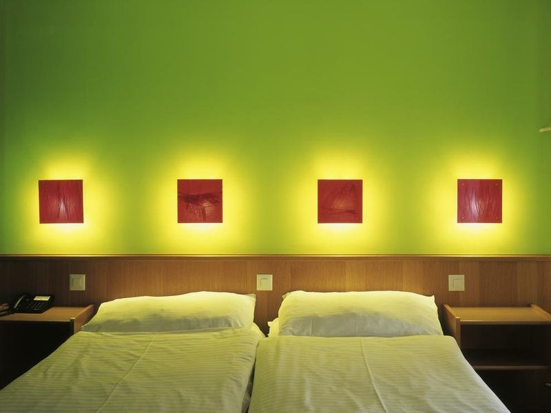 Hotel Photo 1