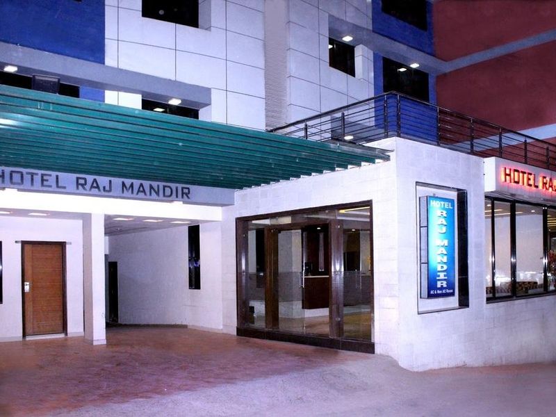 Hotel Photo 8