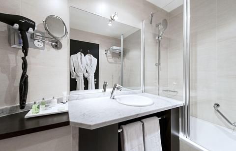 Hotel Photo 9