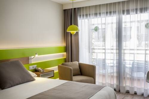 Hotel Photo 8