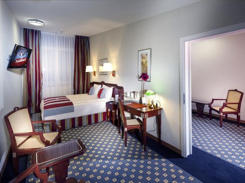 Hotel Photo 2