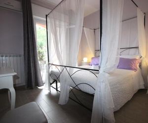 B&B Ai Tre Archi Spotorno Italy