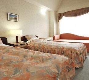 NearBy Hotel