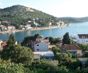 Apartments Luka TISNO Croatia