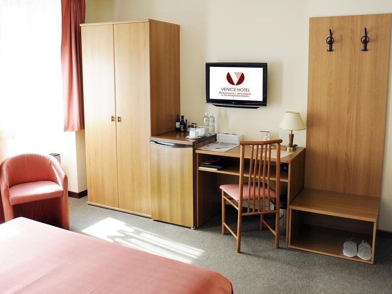 Hotel Photo 8