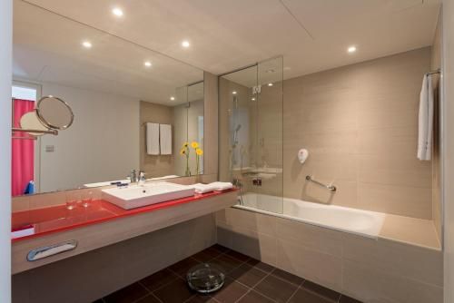 Hotel Photo 9