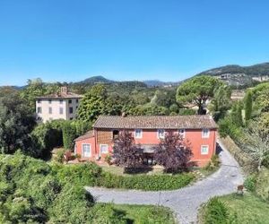 Villa Casa Rosa Lucca Italy