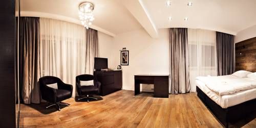 Hotel Photo 1