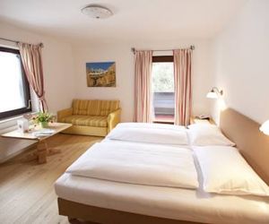 Hotel Pension Theresia Pichl Austria