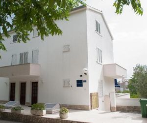 Apartments Dilk Vis Croatia