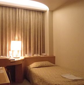 NearBy Hotel