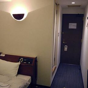 NearBy Hotel