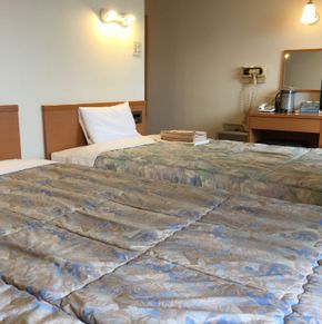 NearBy Hotel