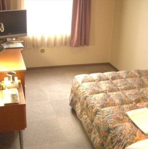 NearBy Hotel