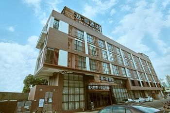 Hotel Photo 14