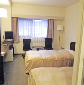 NearBy Hotel