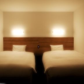 NearBy Hotel