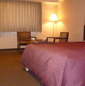 NearBy Hotel