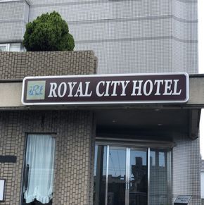 NearBy Hotel