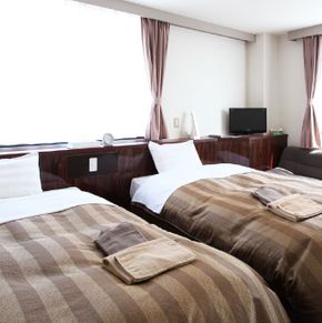 NearBy Hotel