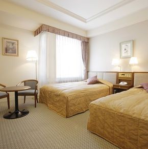 NearBy Hotel