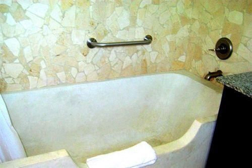 صورة الفندق 8