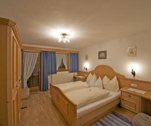 Holzschnitzers Appartements Ehrwald Austria