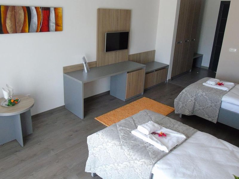 Hotel Photo 11