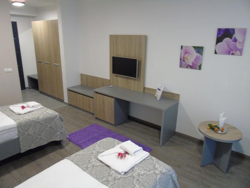 Hotel Photo 8