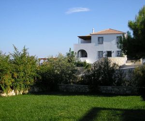 Villa Scirocco Spetses Greece