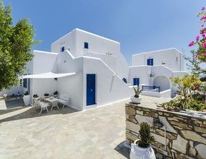 Dryades Family Hotel Drios Greece