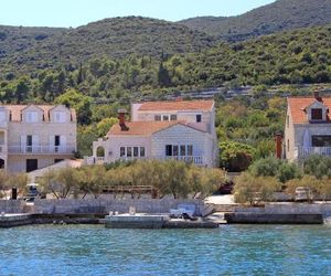 Apartment Kneza 9171a Racisce Croatia