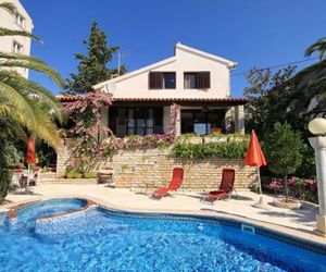 Holiday Home Seget Vranjica 4329 Trogir Croatia