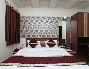 OYO 10414 Hotel Tushar Residency Mathura India