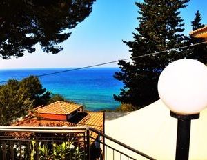 Villa Laura Sea View Apartments Castellabate Italy