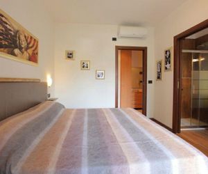 B&B Holidays Artisti Peschiera del Garda Italy