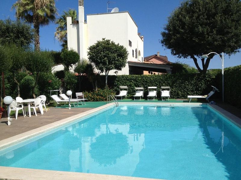 Hotel Photo 9