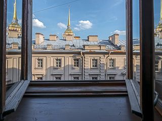 Город Рек у Эрмитажа (2 room)