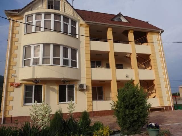 Hotel Photo 1