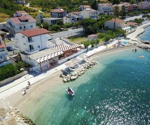 Rooms Vedrana Podstrana Croatia