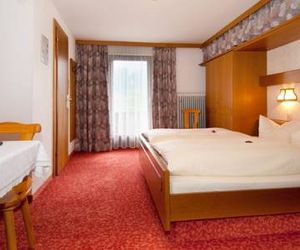 Pension Garni Hochmoos Lermoos Austria