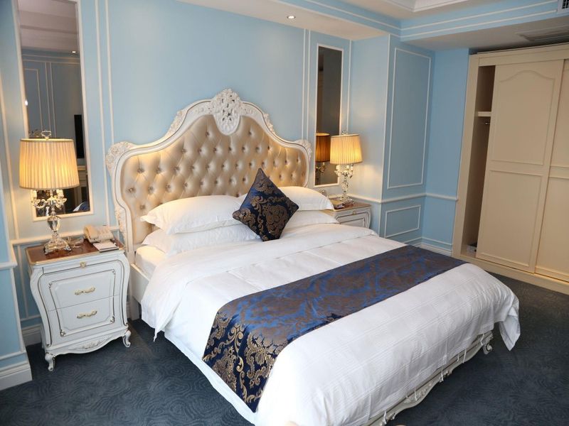 Hotel Photo 6