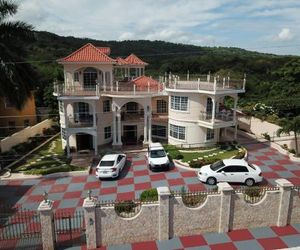 Pinnacle View Estate Micaila Villa Montego Bay Jamaica