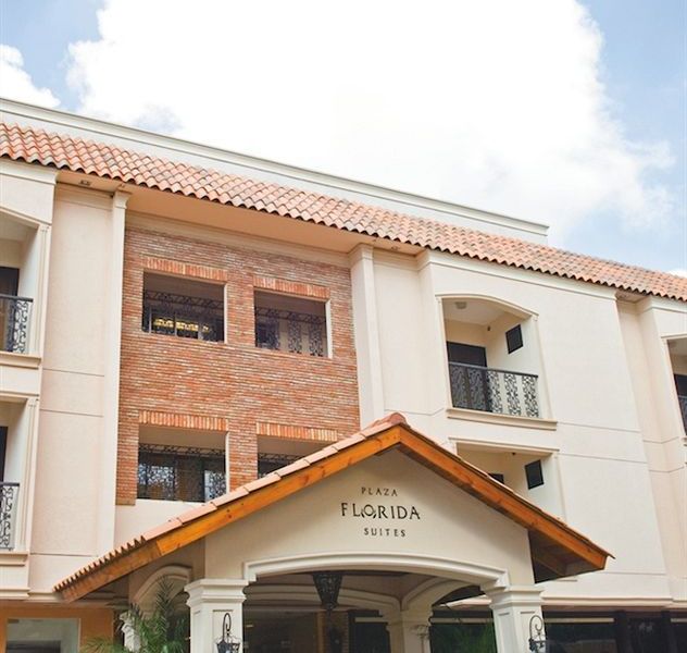 Plaza Florida Suites