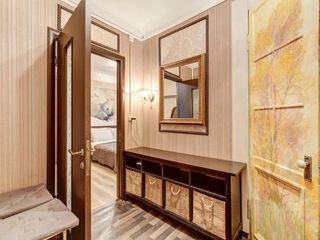 Литейный 10, трехкомнатная квартира