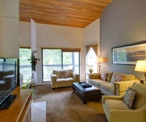 Ironwood 302 Whistler Canada