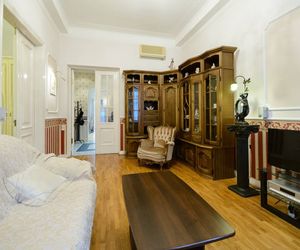 Kiev Accommodation Apartment on Bankova st. Kiev Ukraine