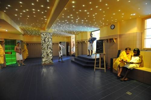 Hotel Photo 9