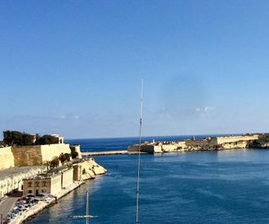 Luciano Valletta Studio - Self Catering Valetta Republic of Malta